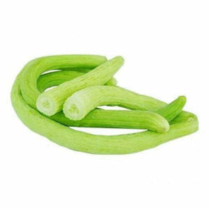 Long curved green tar kakris kept against a white background