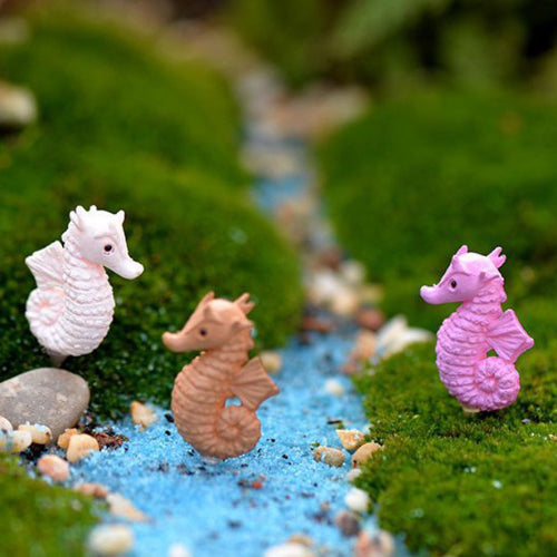 Miniature Dollhouse Garden Seahorse